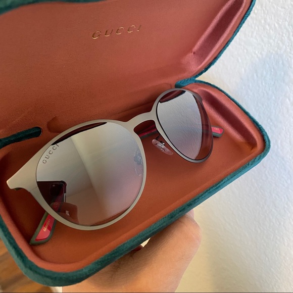 Authentic Gucci 52 mm retro round sunglasses - Picture 10 of 14